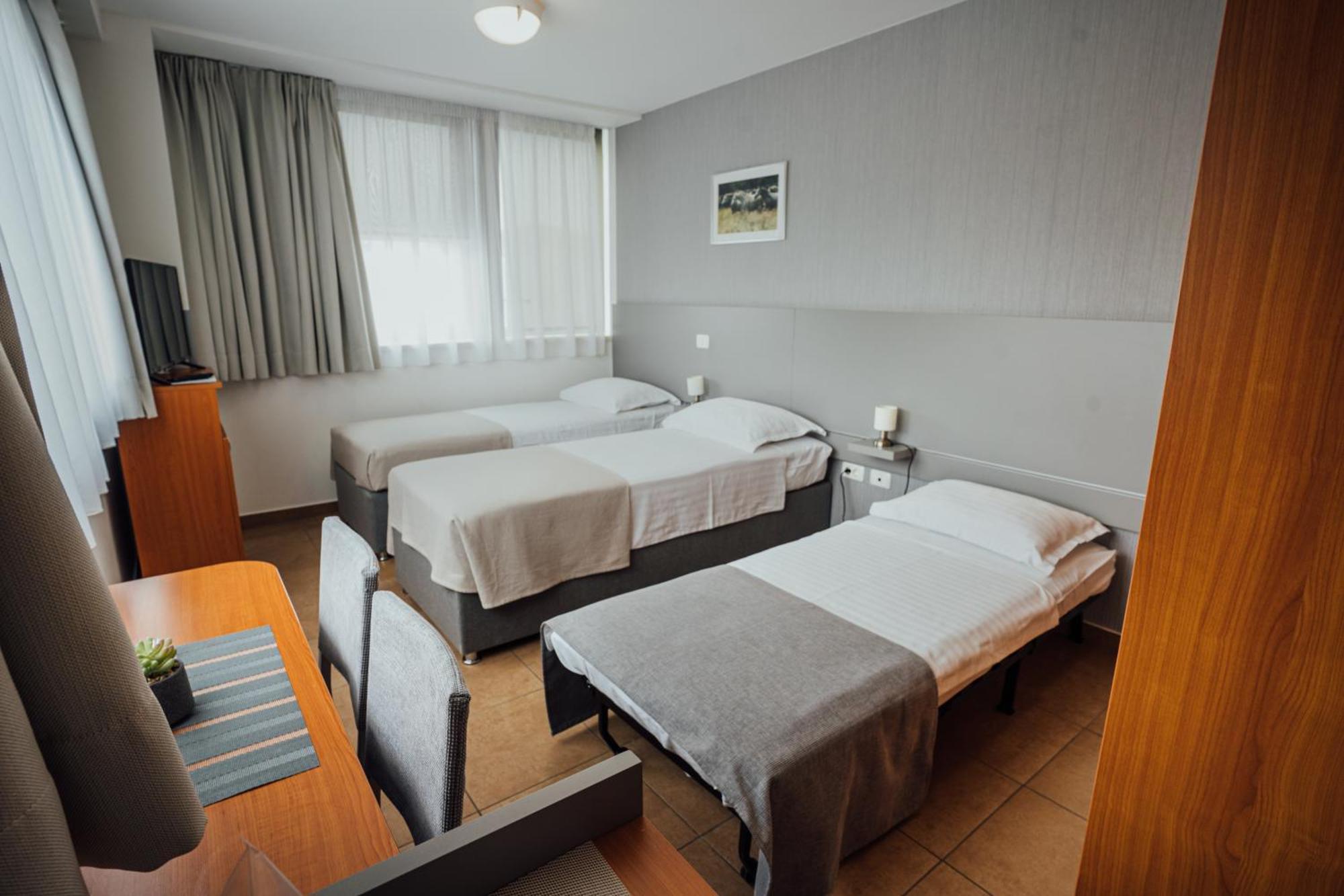 Sobe Rooms Nataly Сежана Екстериор снимка